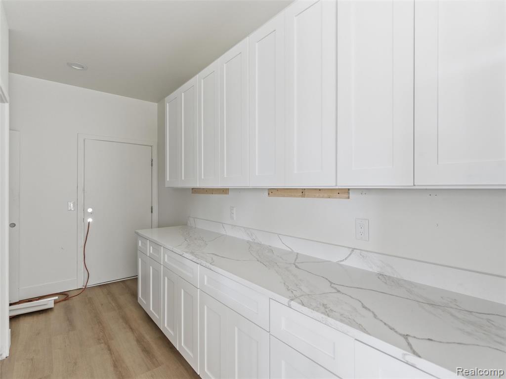 11810 Scenic Valley, Davisburg, MI 48350 — Photo 16