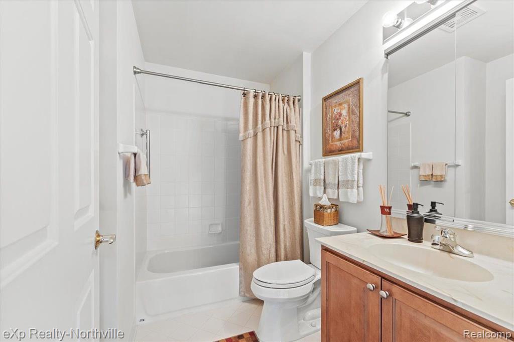 44593 BROADMOOR Circle N, Northville, MI 48168 — Photo 25