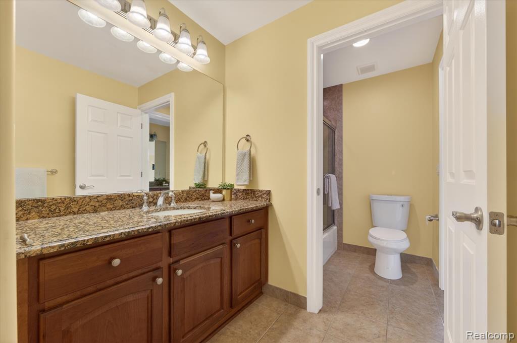 74 SAND BAR Lane, Detroit, MI 48214 — Photo 33