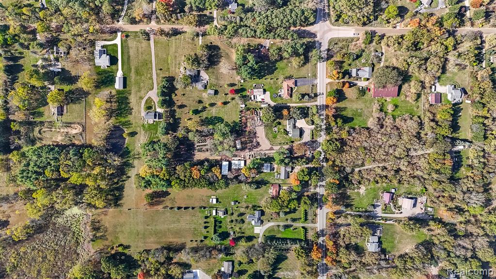 2076 Seymour Lake Road, Ortonville, MI 48462 — Photo 88