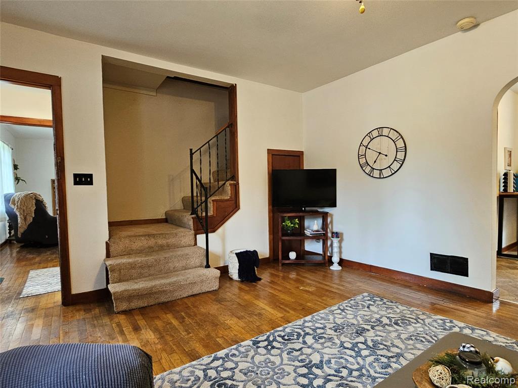705 N Trumbull Street, Bay City, MI 48708 — Photo 22