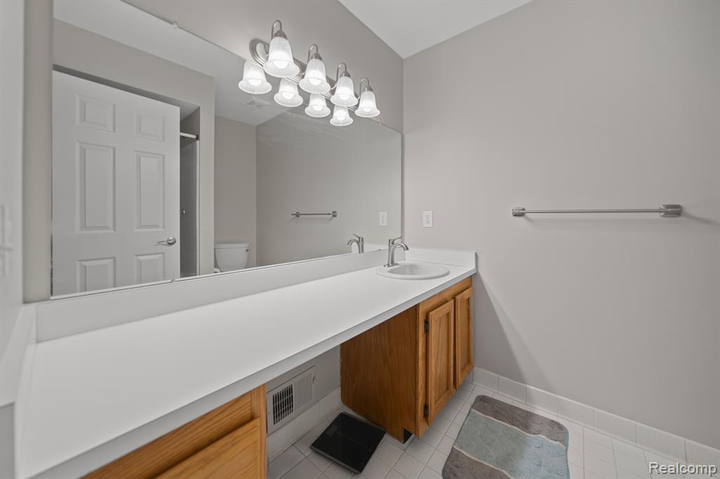 46457 SWANMERE Drive, Canton, MI 48187 — Photo 26