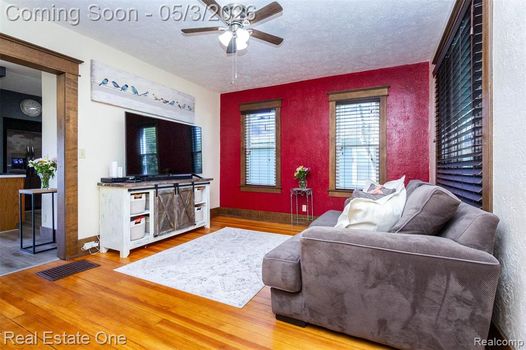 308 N Prospect, Ypsilanti, MI 48198 — Photo 9