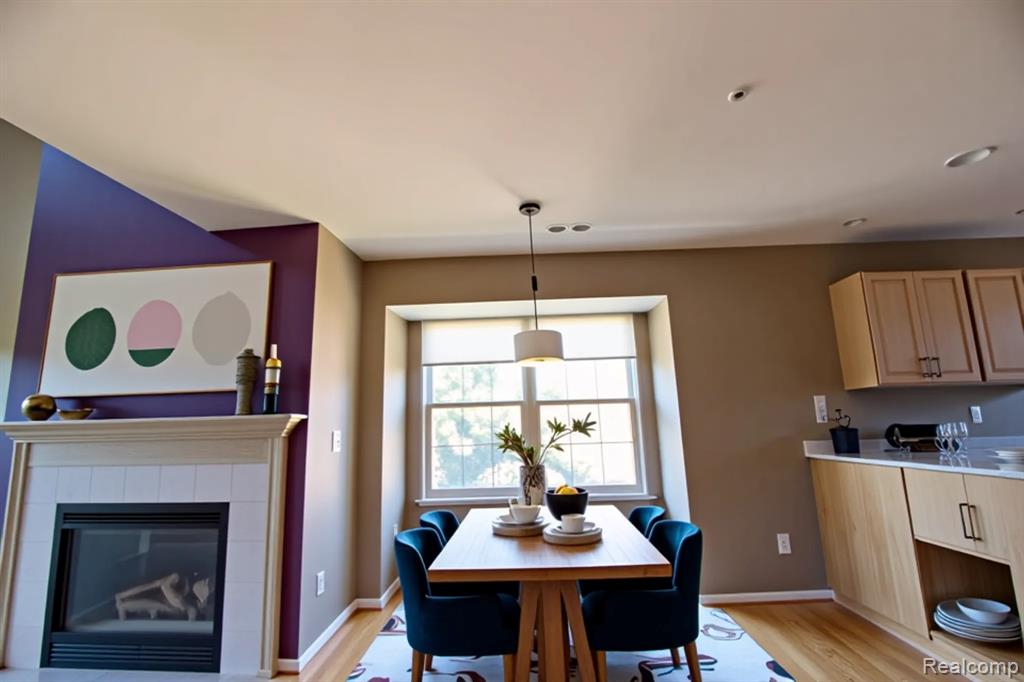 29294 W Glenoaks, Farmington Hills, MI 48334 — Photo 6