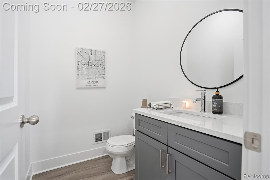 5904 Square Lake Court, Troy, MI 48085 — Photo 25