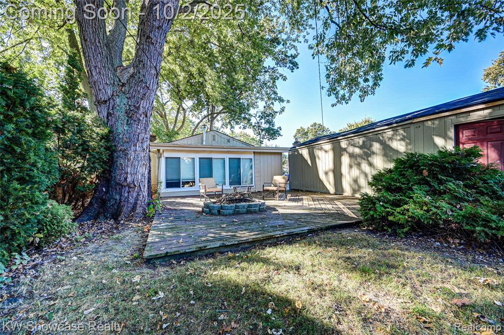 5596 Eldridge Drive, Waterford, MI 48327 — Photo 43