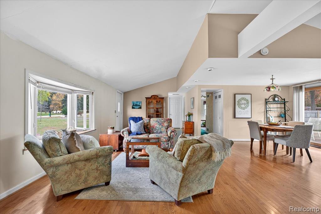 5621 Delmas Road, Independence, MI 48348 — Photo 9