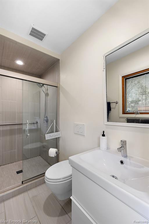 6606 VACHON Court, Bloomfield Hills, MI 48301 — Photo 21