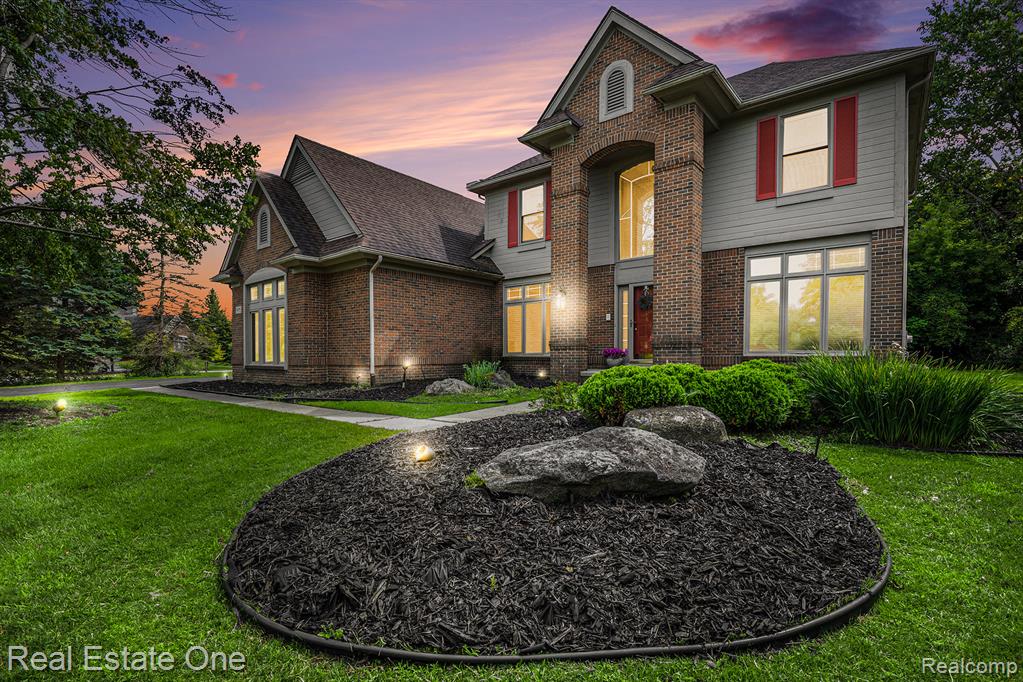 7476 Colchester Lane, West Bloomfield, MI — Photo 2