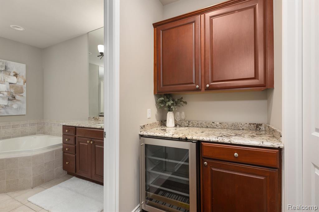 758 SEABISCUIT Drive, Troy, MI 48084 — Photo 23