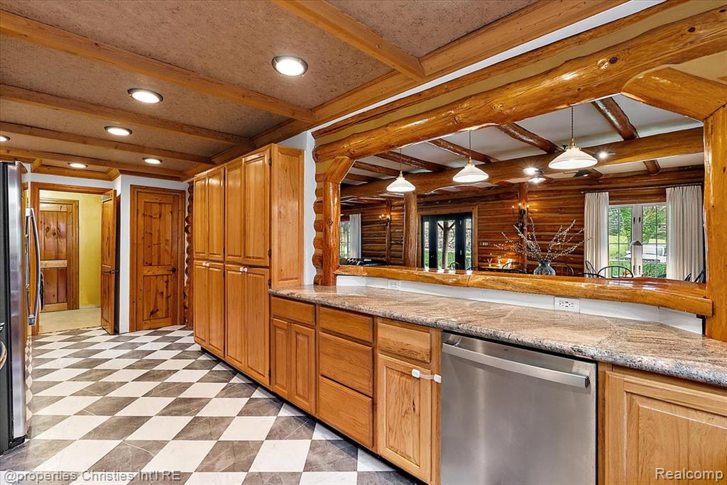 4880 Algonquin Boulevard, Clarkston, MI 48348 — Photo 19