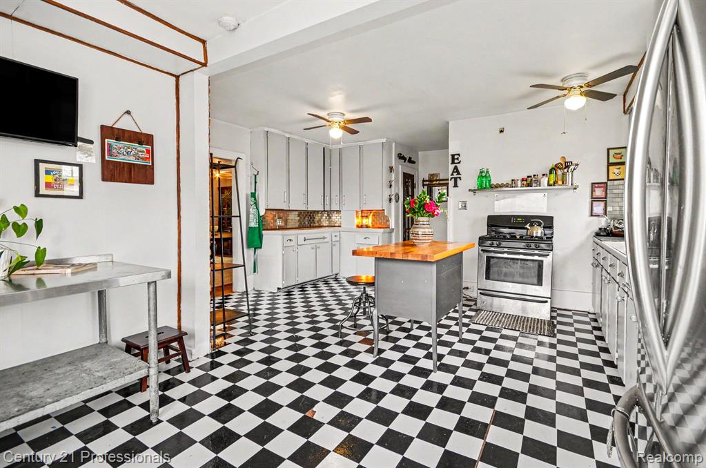 33 Moss Street, Highland Park, MI 48203 — Photo 27