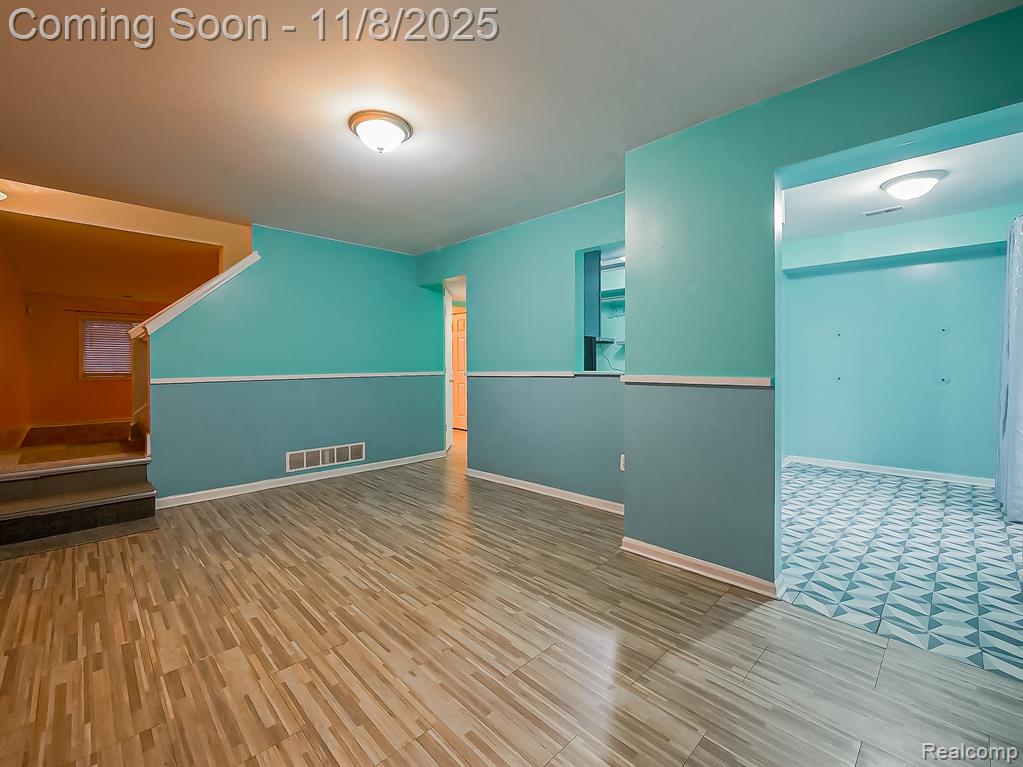 16513 Terrace Village Drive, Taylor, MI 48180 — Photo 12