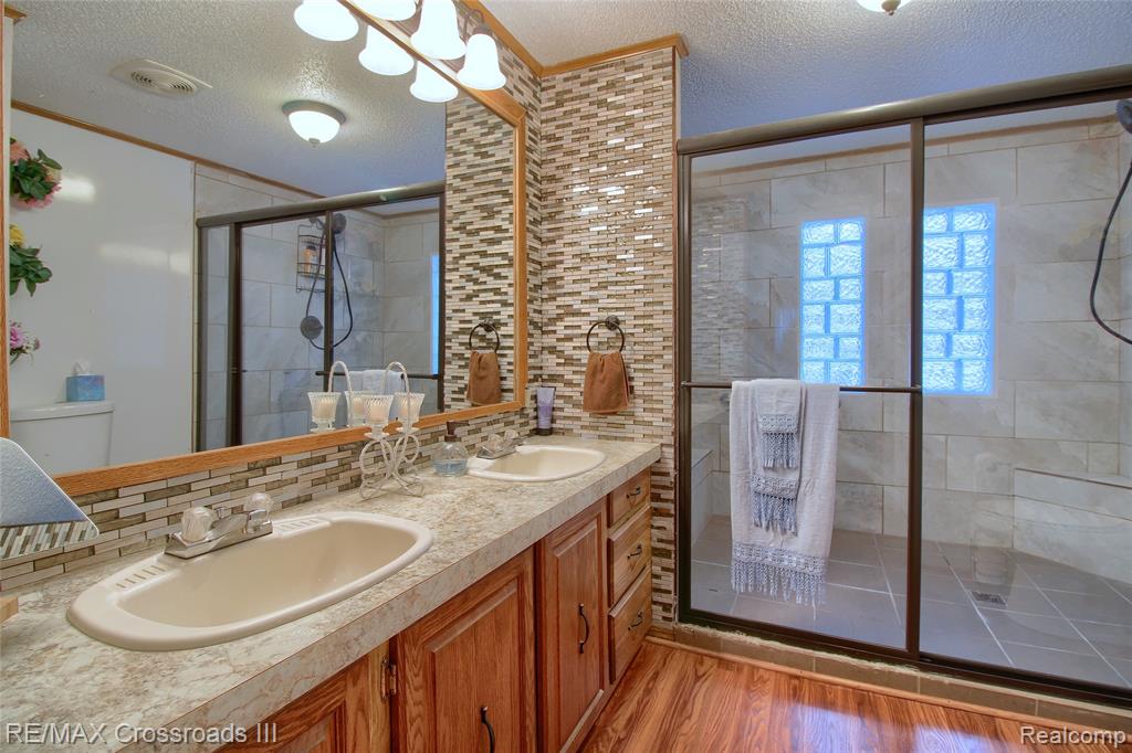 48620 Wear Road Road, Belleville, MI 48111 — Photo 16