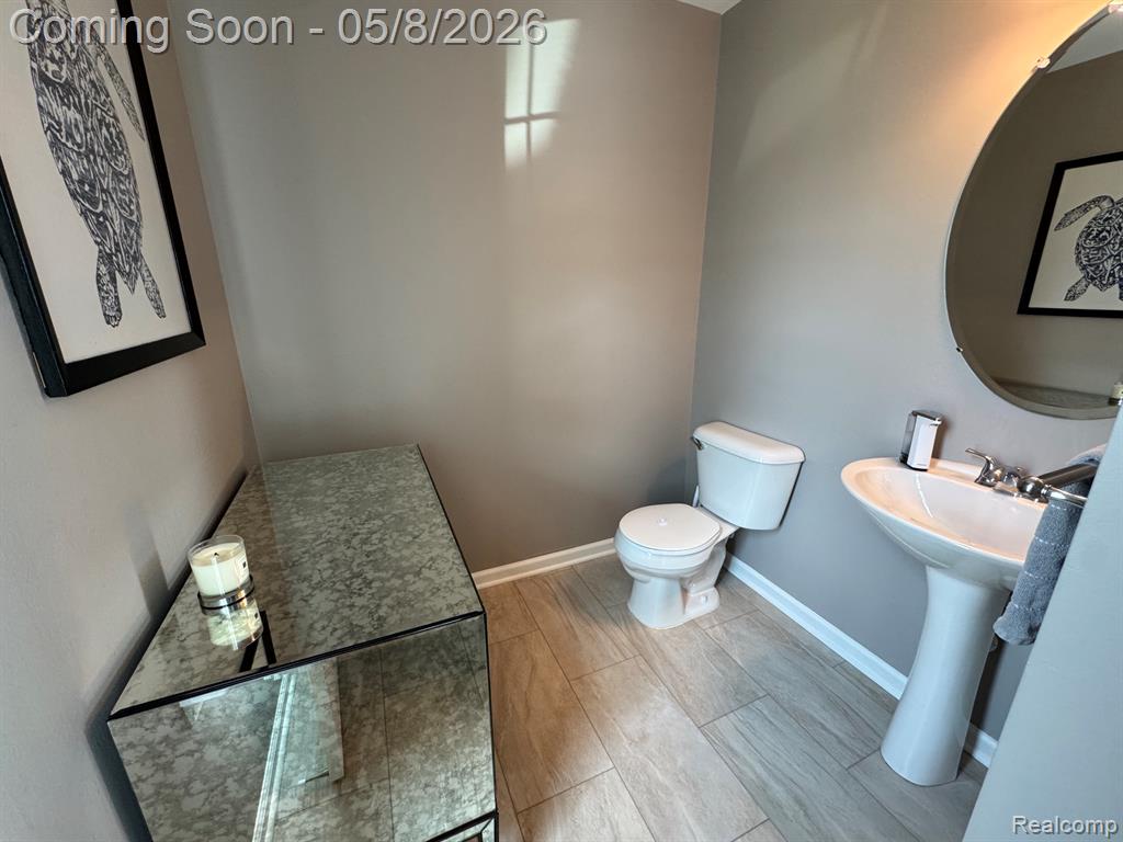 20489 Damask Circle, Clinton Twp, MI 48038 — Photo 18