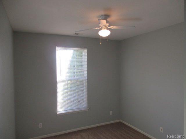538 DOCKSIDE Circle, Holly, MI 48442 — Photo 14