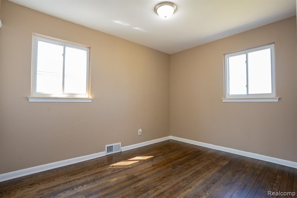 7431 ANNA Avenue, Warren, MI 48092 — Photo 15