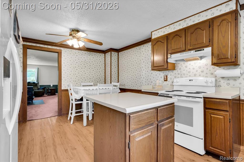 10294 Nichols Road, Gaines Vlg, MI 48436 — Photo 8