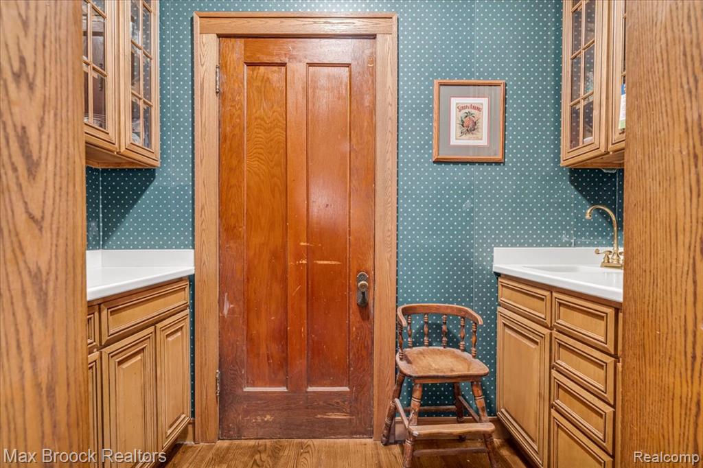 11 Poplar Park Boulevard, Pleasant Ridge, MI — Photo 18