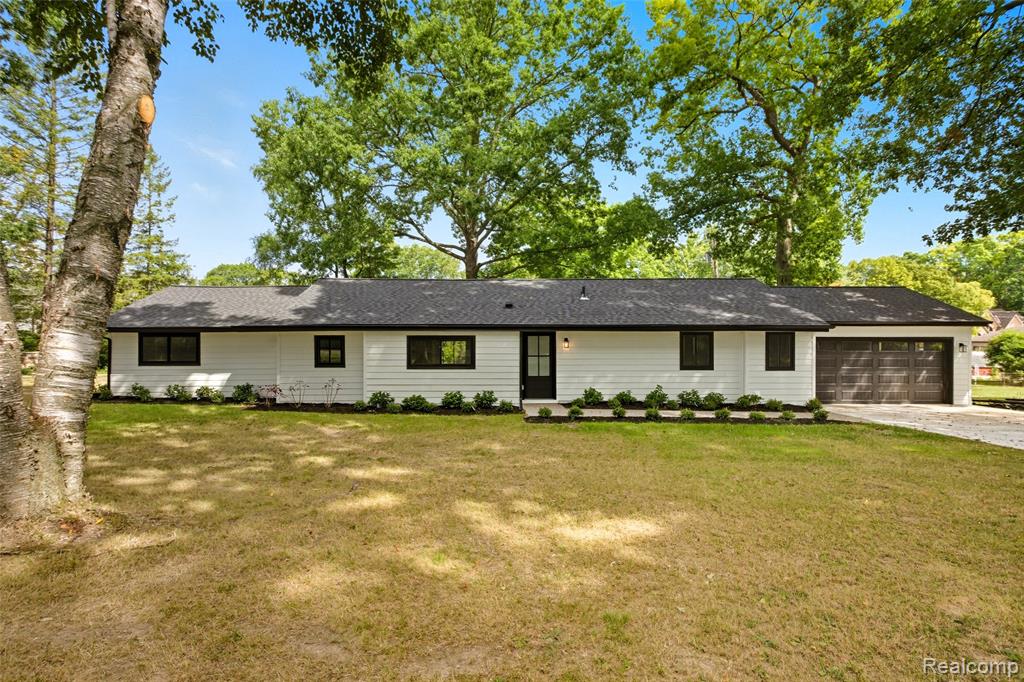 5190 Westcombe Lane, West Bloomfield, MI 48324 — Photo 33