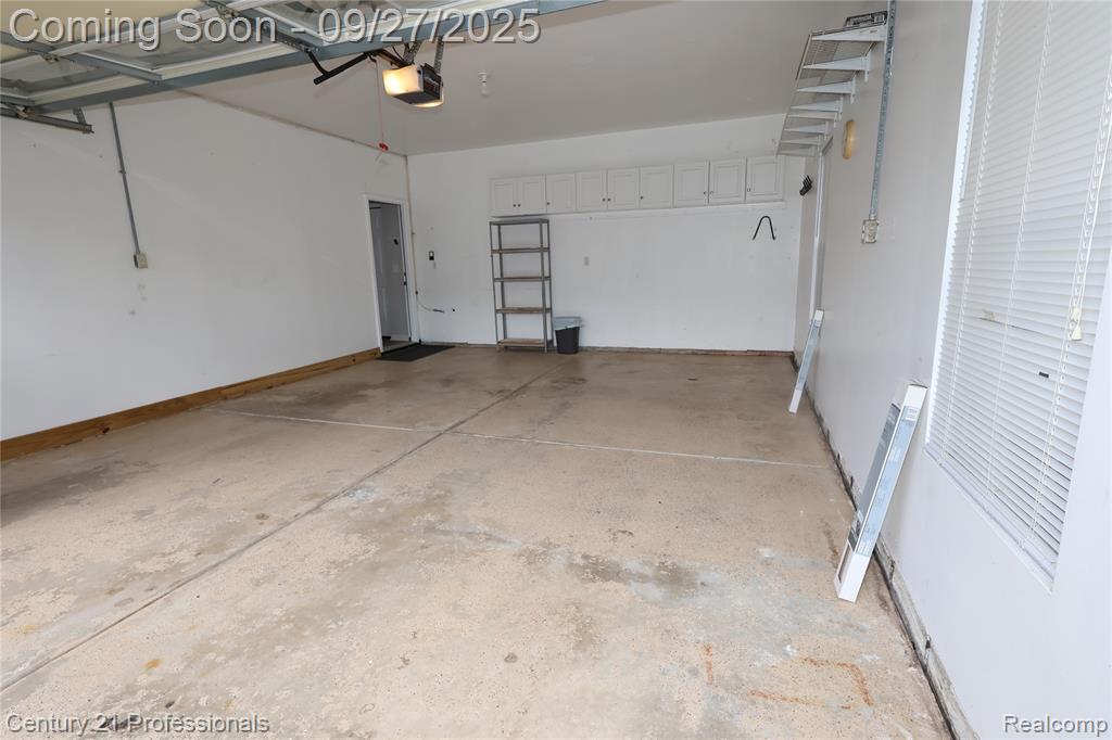 790 Olde English Circle, Howell, MI 48855 — Photo 21