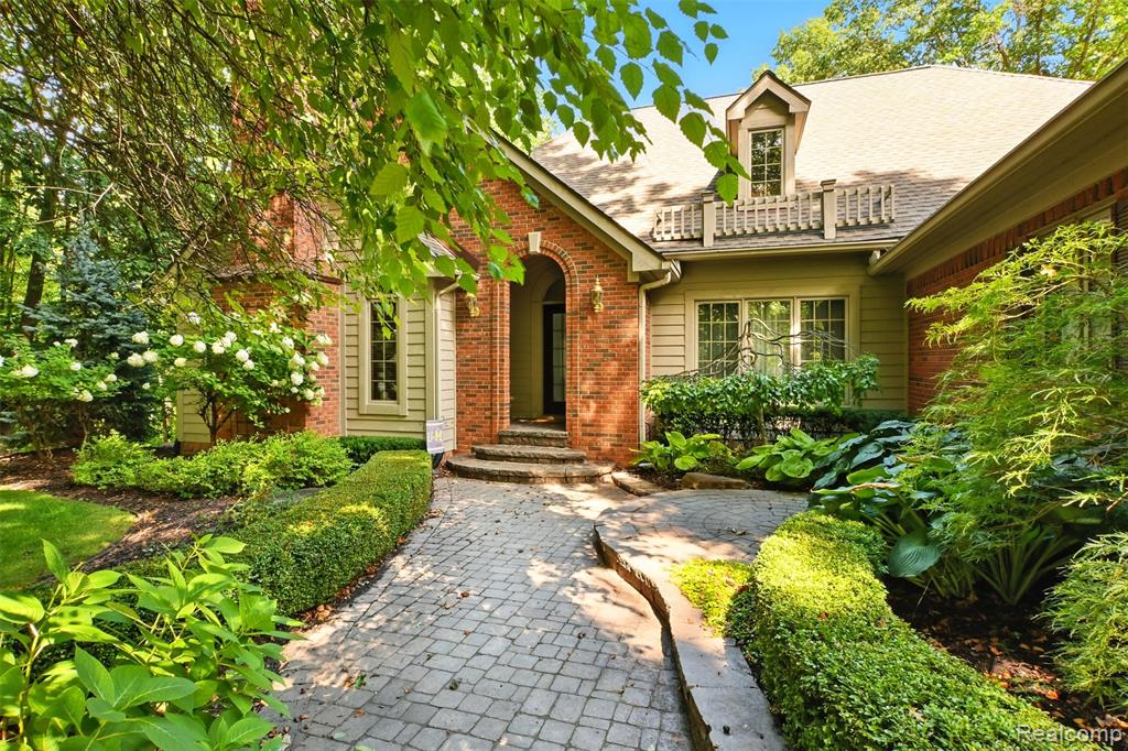 6228 Windemere Point, Brighton, MI 48116 — Photo 3