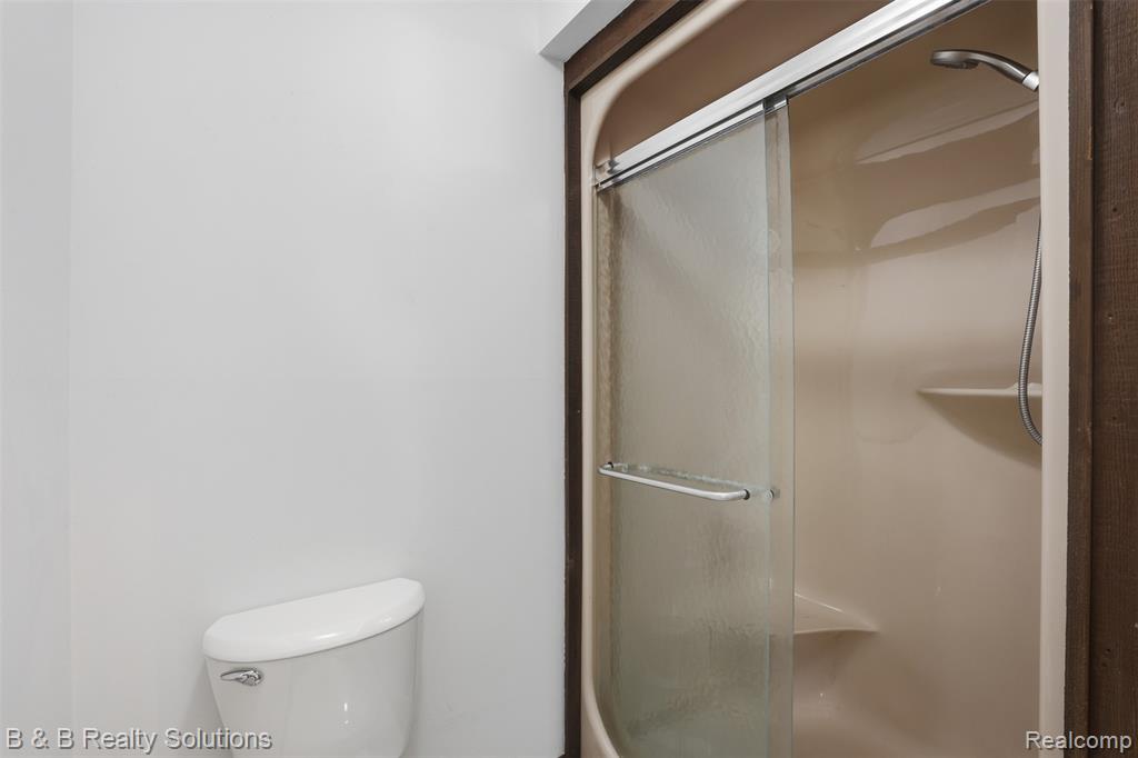 780 N Van Dyke Road, Almont, MI 48003 — Photo 19