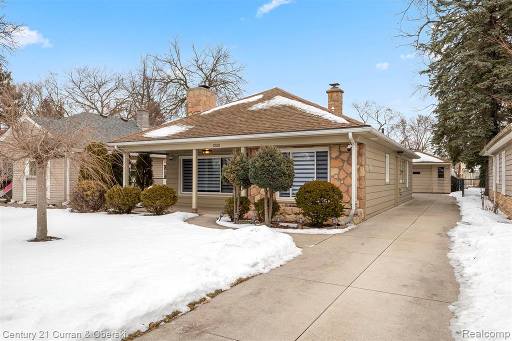 7260 Fenton Street, Dearborn Heights, MI 48127 — front exterior