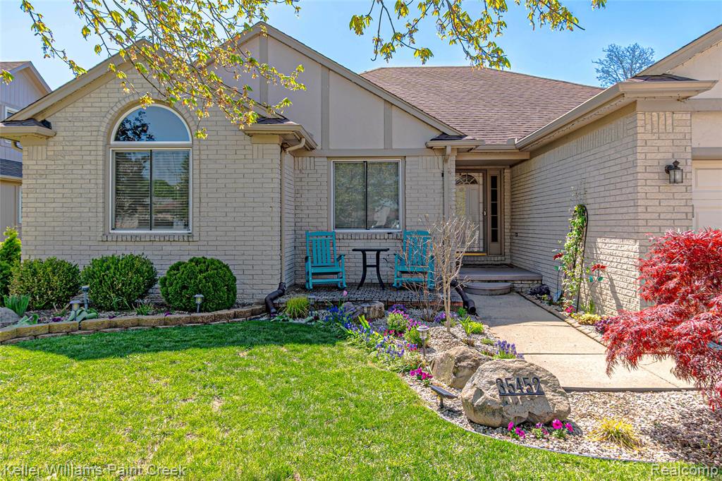 35452 Saint Clair Drive, New Baltimore, MI 48047 — Photo 5