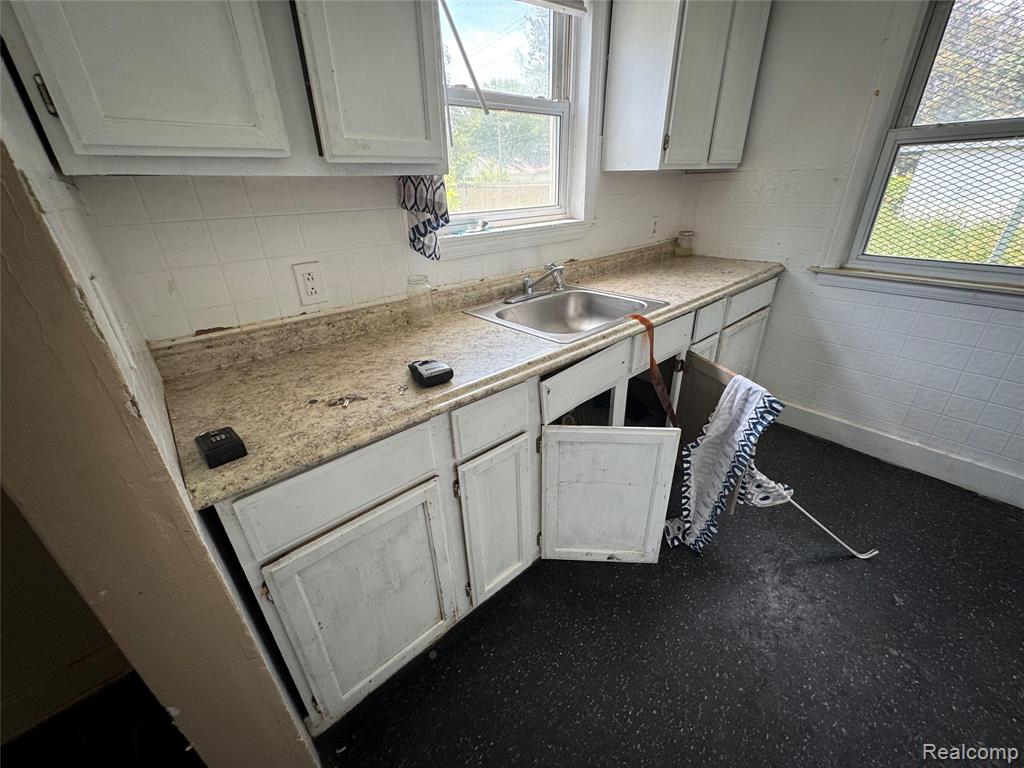 9710 Courville Street, Detroit, MI 48224 — Photo 13