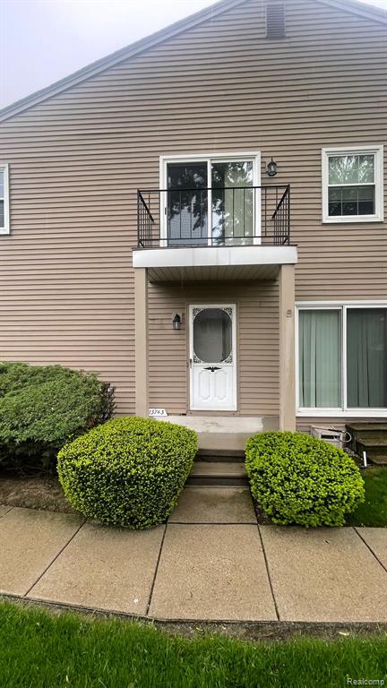 23743 STONEHENGE Boulevard, Novi, MI — Photo 3