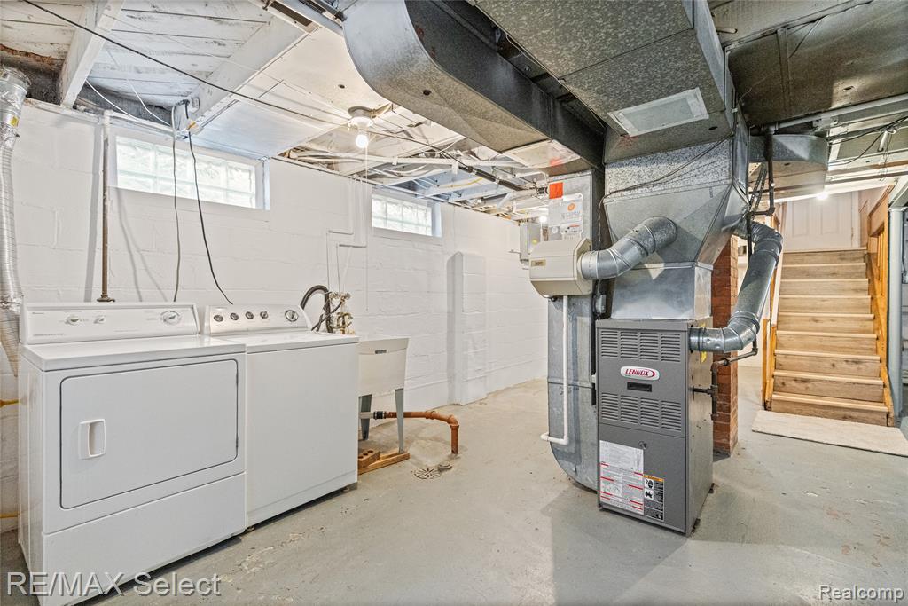 631 Alvord Avenue, Flint, MI 48507 — Photo 29