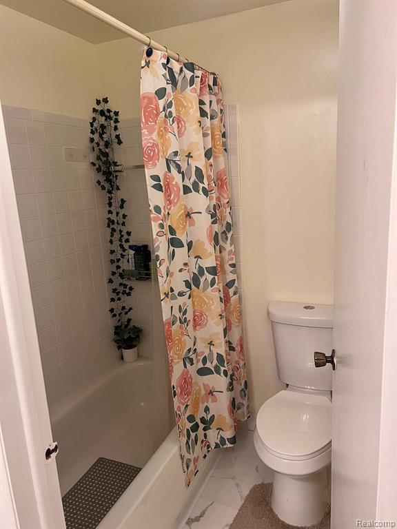 1815 BRENTWOOD Drive, Troy, MI 48098 — Photo 33