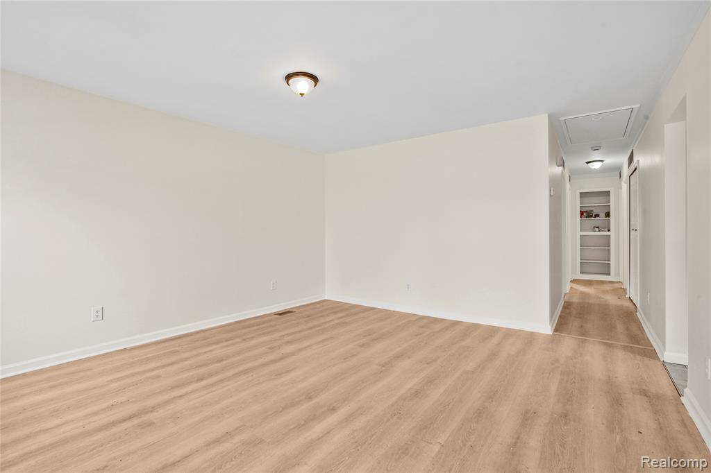 29982 Hazelwood Street, Inkster, MI 48141 — Photo 4