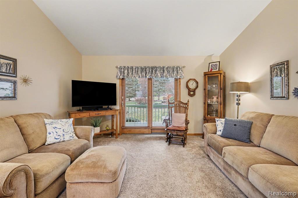9127 Luea Lane, Swartz Creek, MI 48473 — Photo 7