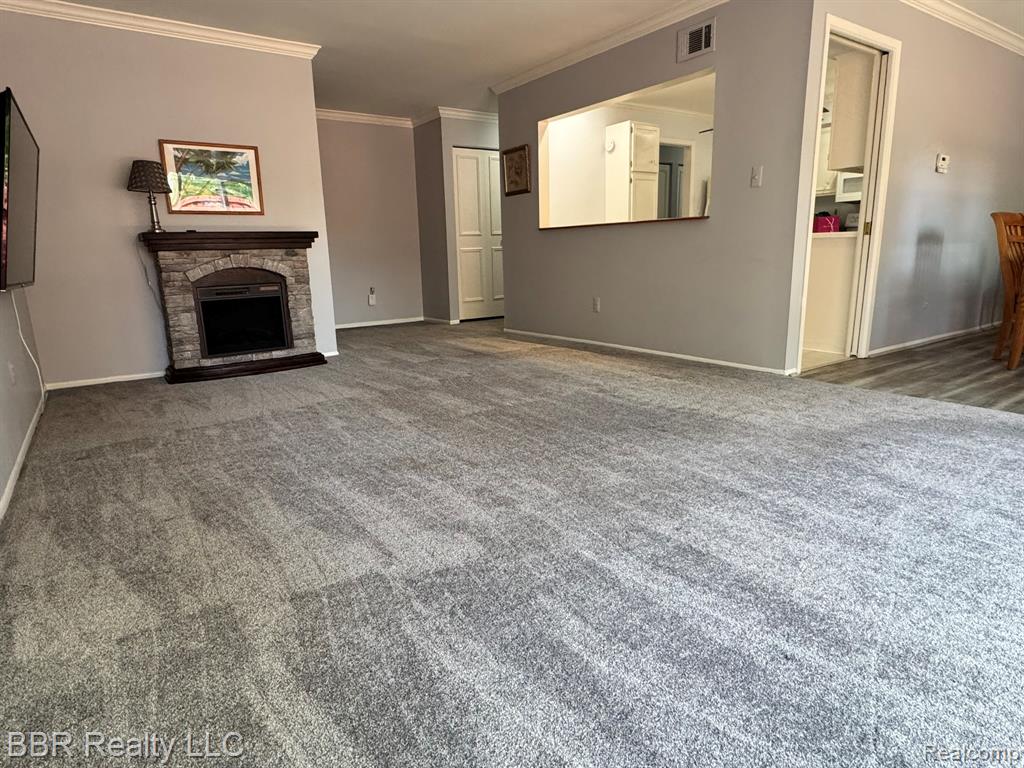 8337 Colony Drive, 4, Grosse Ile, MI 48138 — Photo 4