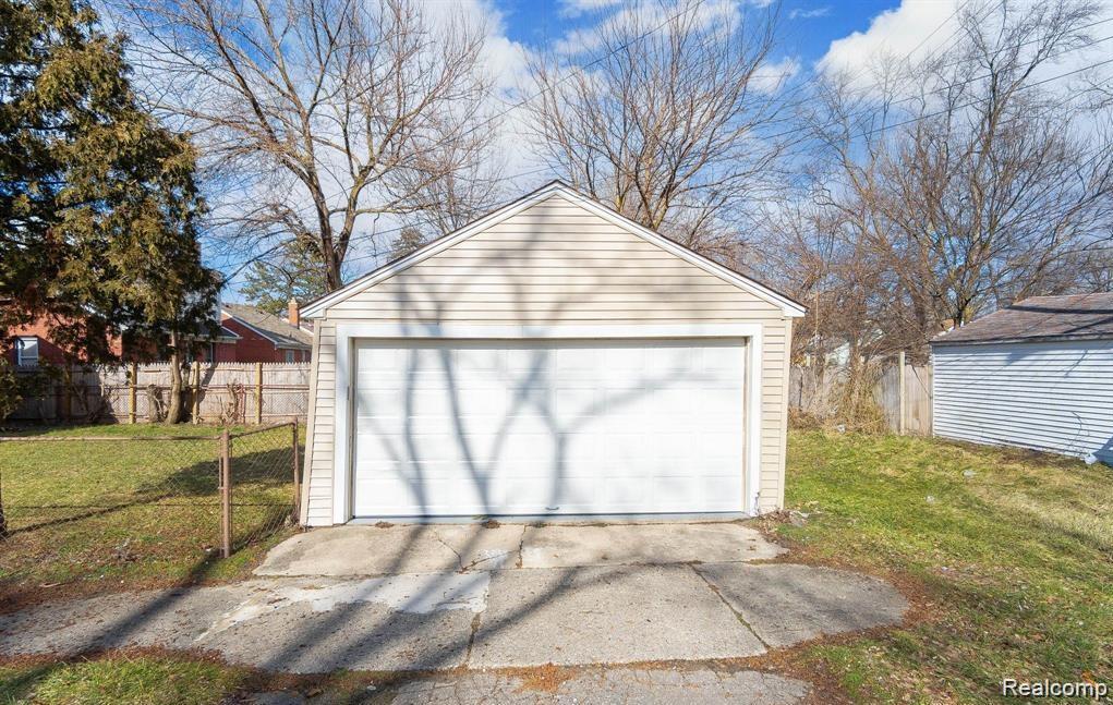 18400 Rutherford Street, Detroit, MI 48235 — Photo 3