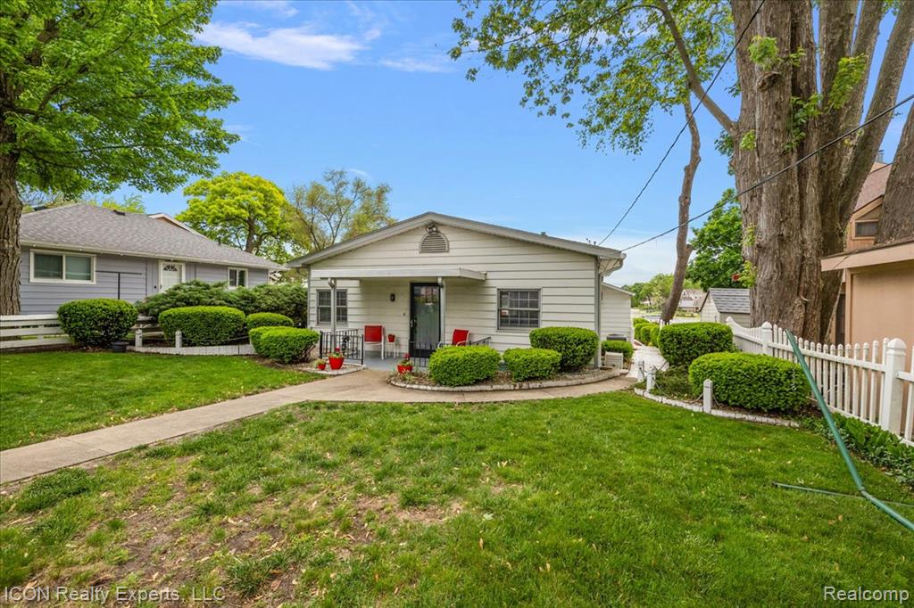 8569 COOLEY BEACH Drive, White Lake, MI — Photo 18