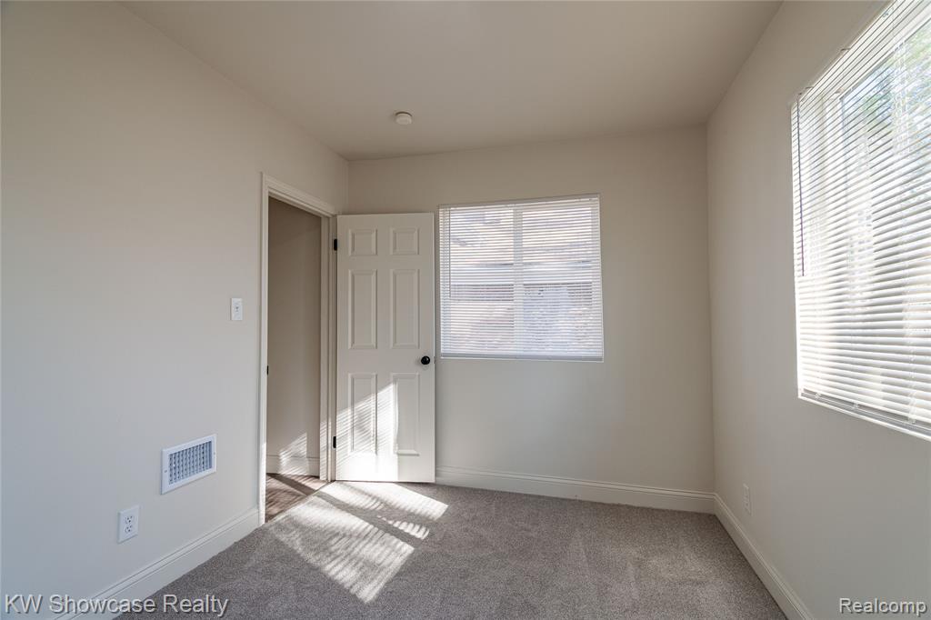 5125 Whitfield Street, Detroit, MI 48204 — Photo 37