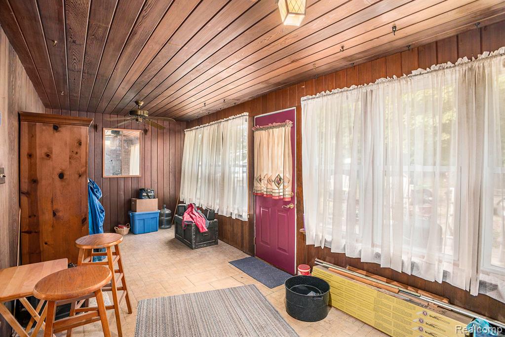 1340 County Farm Road, Howell, MI 48843 — Photo 3