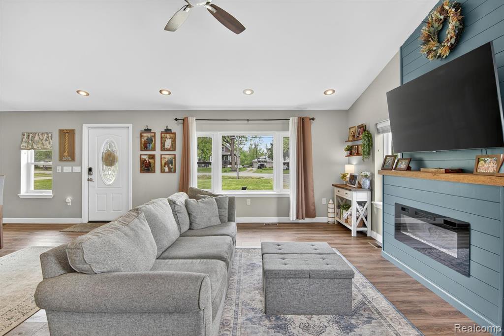 1020 Savage Road, Belleville, MI 48111 — Photo 13