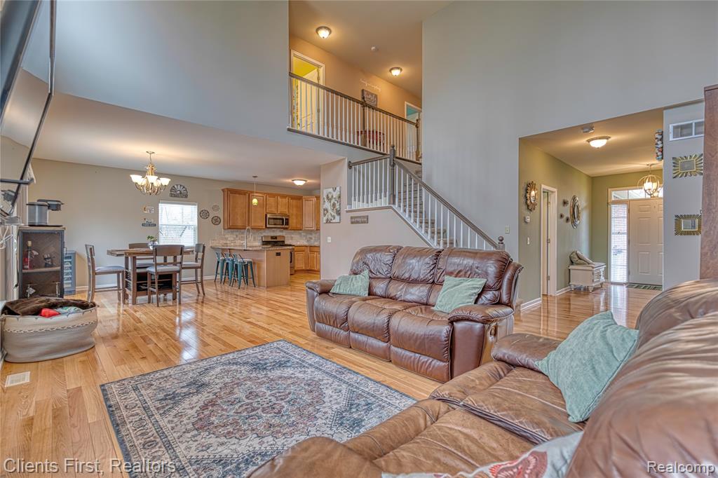 1291 Courtney Court, Hartland, MI 48353 — Photo 11