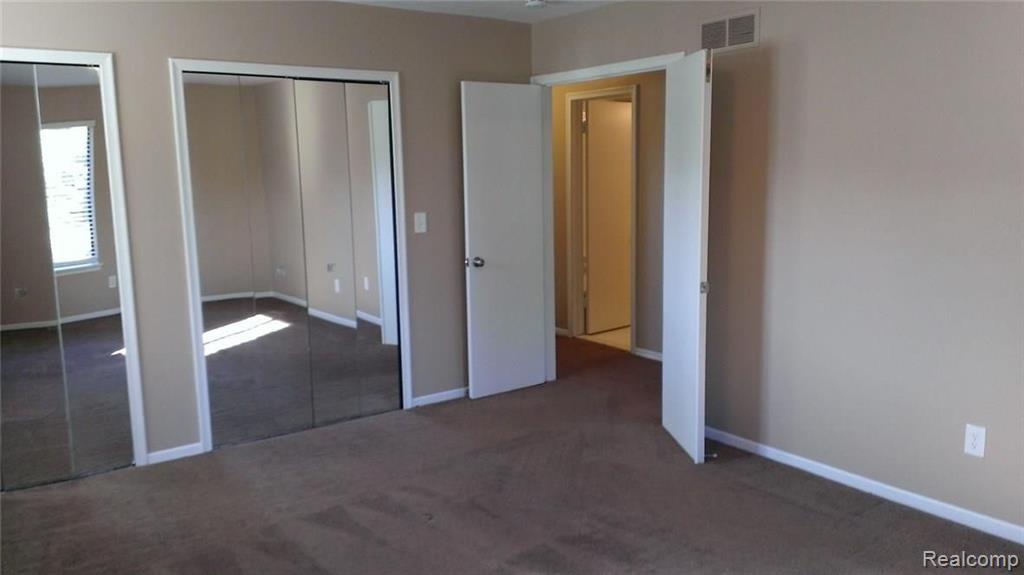41685 BEDFORD Drive, Canton, MI 48187 — Photo 9