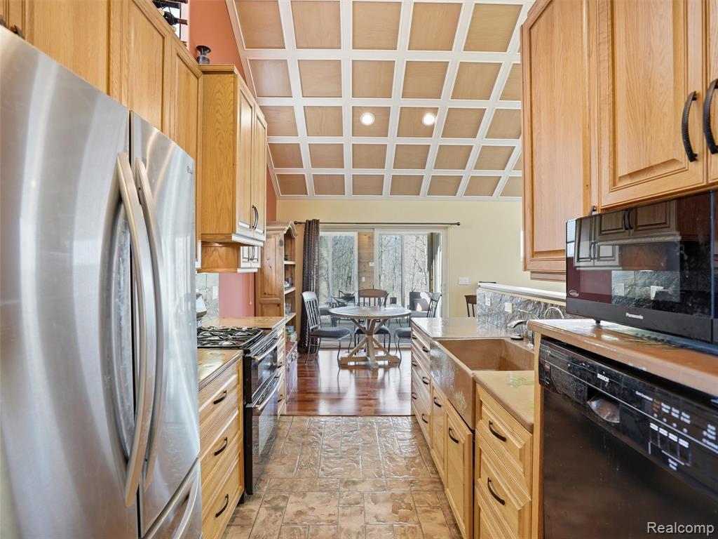 7845 Sleepy Hollow Drive, Northville, MI 48168 — Photo 12