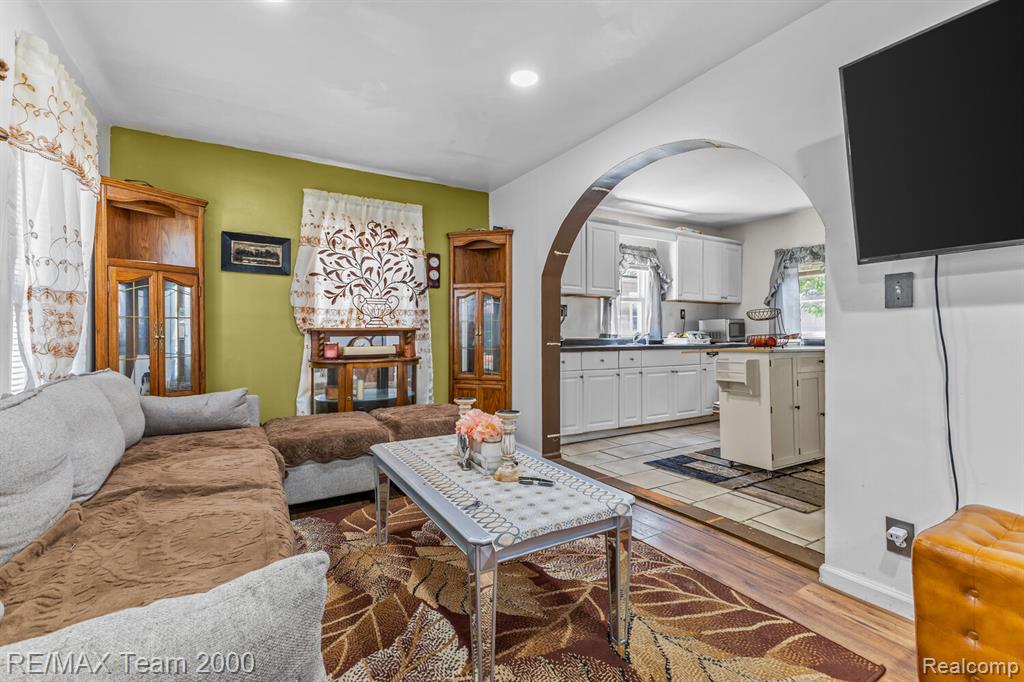 7415 Gilman Street, Westland, MI — Photo 4
