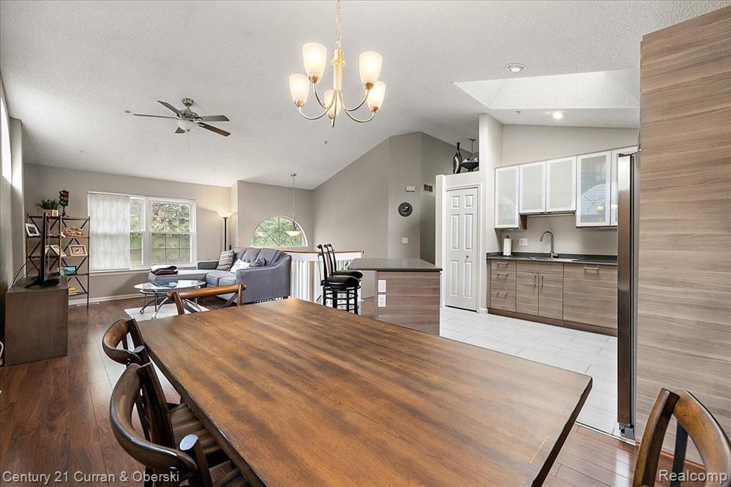 49750 PLYMOUTH Way, Plymouth, MI 48170 — Photo 17