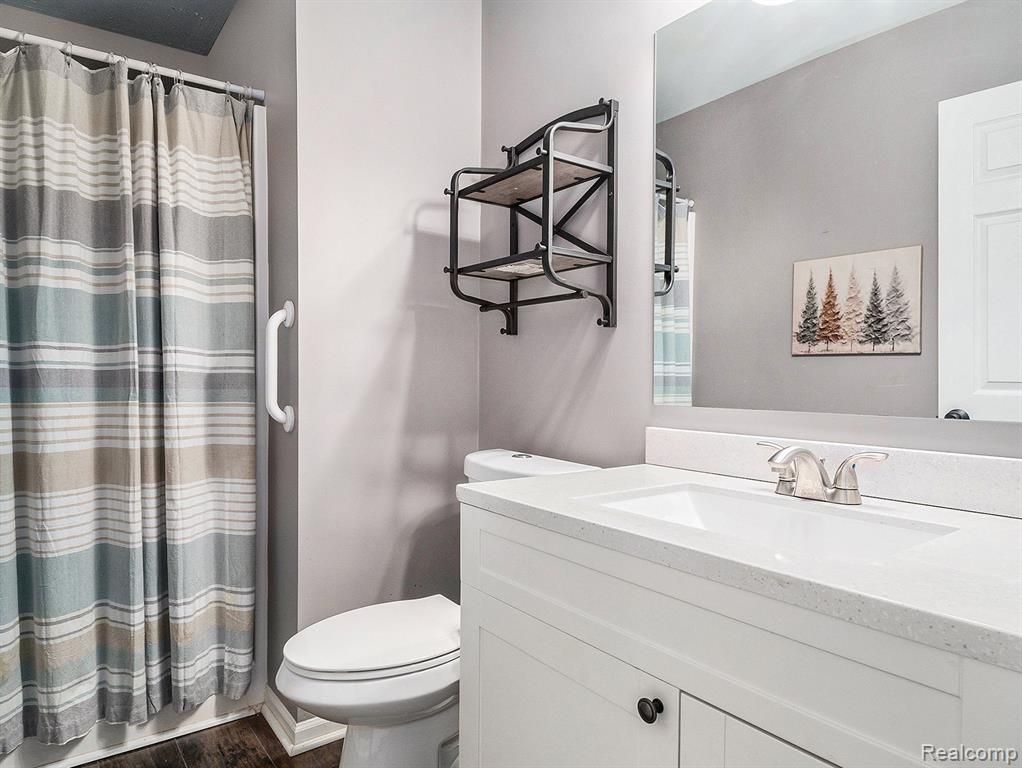 6356 Squire Lake Drive, Flushing, MI 48433 — Photo 12
