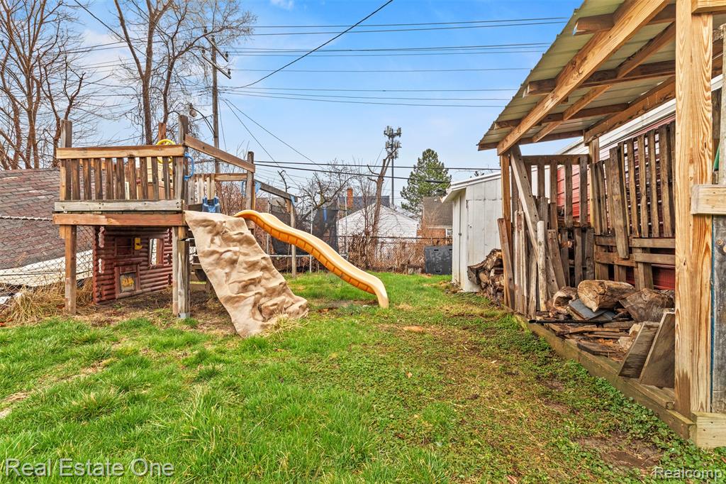 9140 Cloverlawn Street, Detroit, MI 48204 — Photo 25