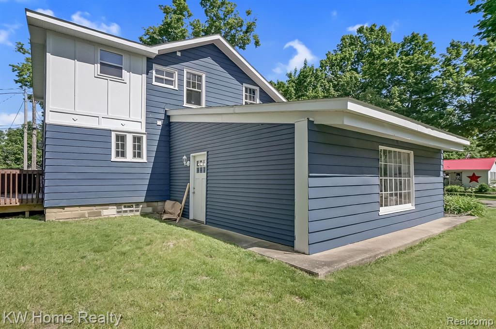 207 E SHERMAN Street, Holly, MI 48442 — Photo 30