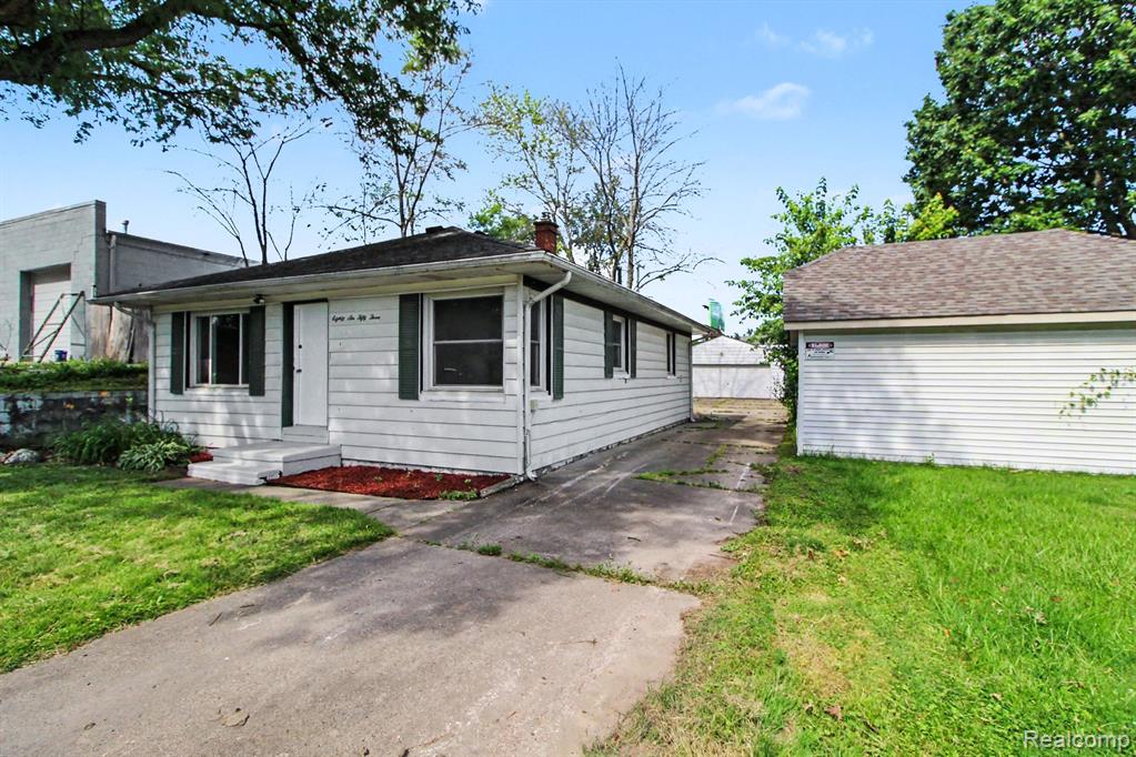 8653 Lanewood Street, Westland, MI — Photo 3
